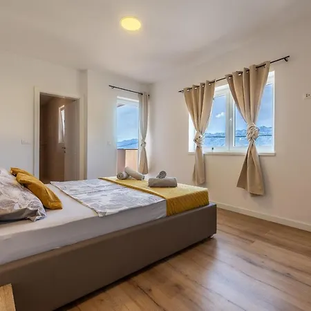 Private House Velebita Razanac