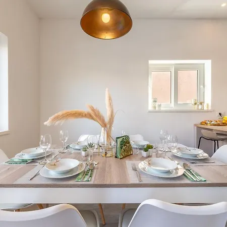 Private House Velebita Вилла *