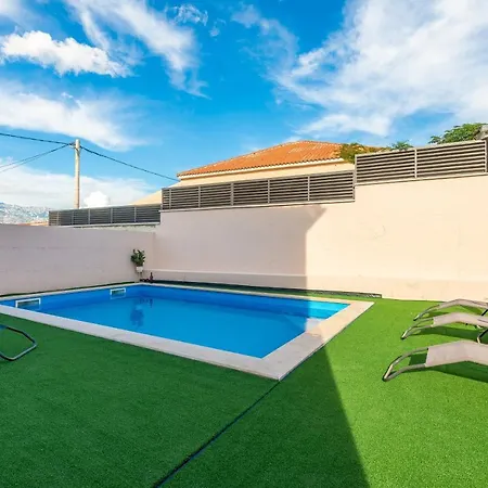 Private House Velebita * Razanac